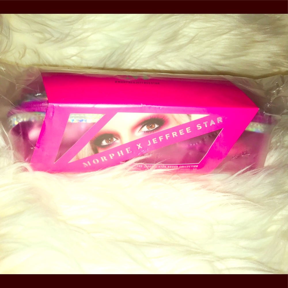 TRADING, DON’T BUY! MorpheXJeffree Star brush set